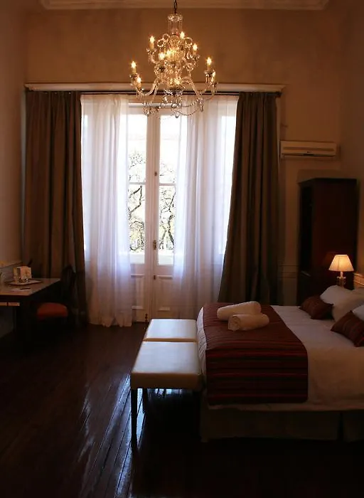 Hotel De La Ville-1